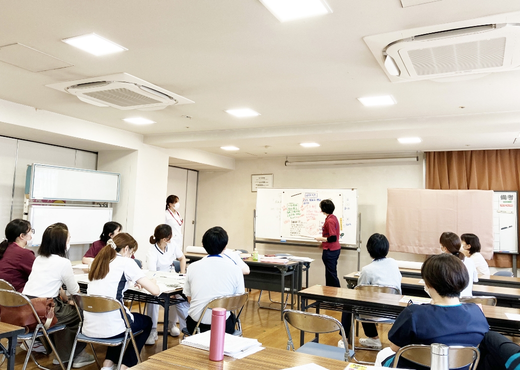 中堅研修風景